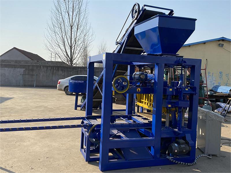 qtj4 26c block making machine.jpg