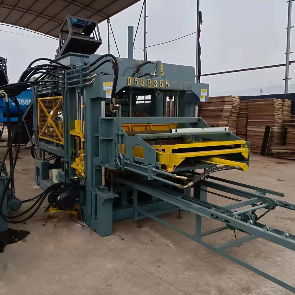 Efficient QT5-15 Paver Block Machine: Affordable Cost & High Output