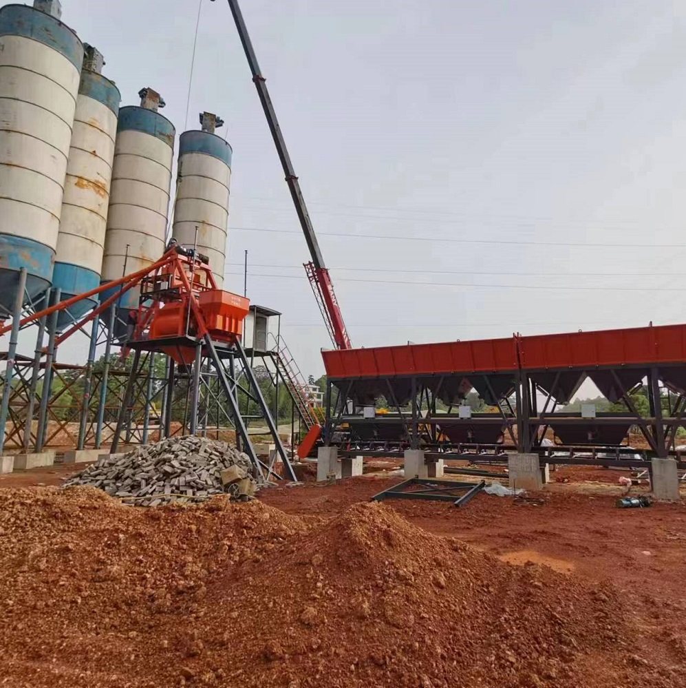 HZS50 50m3/h Twin Shaft Mixer Batching Plant with Block Vibrating Machine