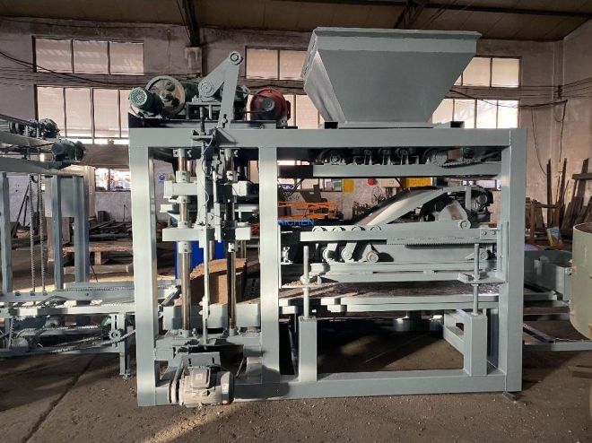 Aichen Industry&rsquo;s QT4-25C Automatic Paver Machine Sets New Standard in Construction Efficiency